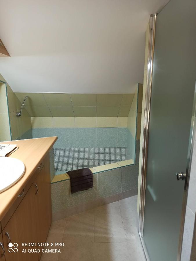 שיופוק Pelso Holiday Apartments Bambusz מראה חיצוני תמונה
